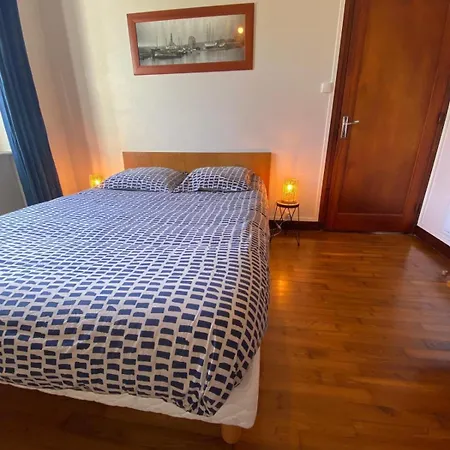 Maison Confortable 7 Personnes Proche Morgat 크로종